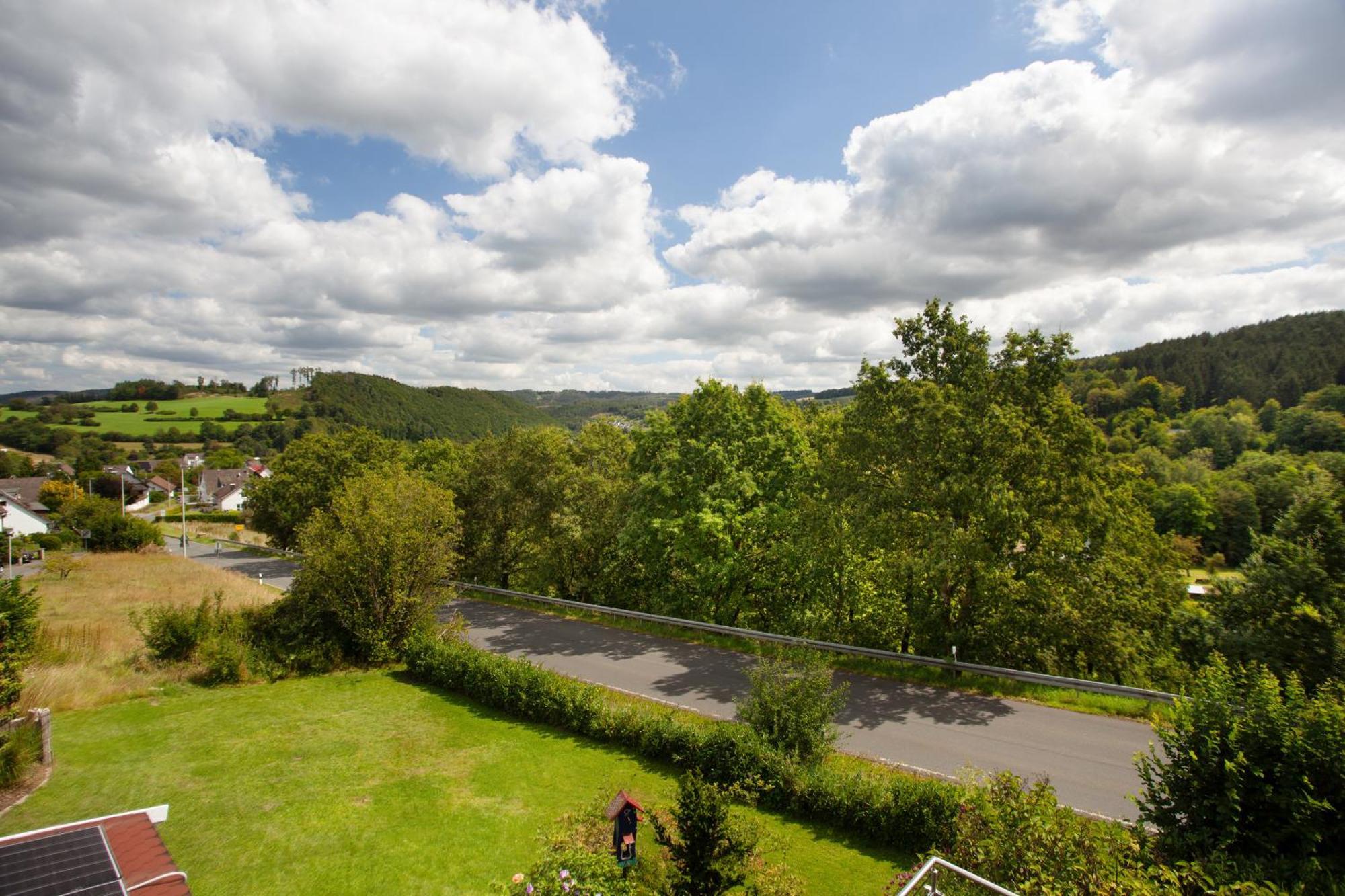 Ferienwohnung Lux Plettenberg Buitenkant foto