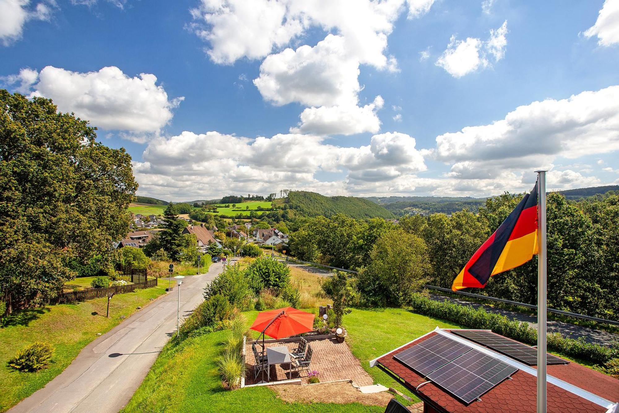 Ferienwohnung Lux Plettenberg Buitenkant foto